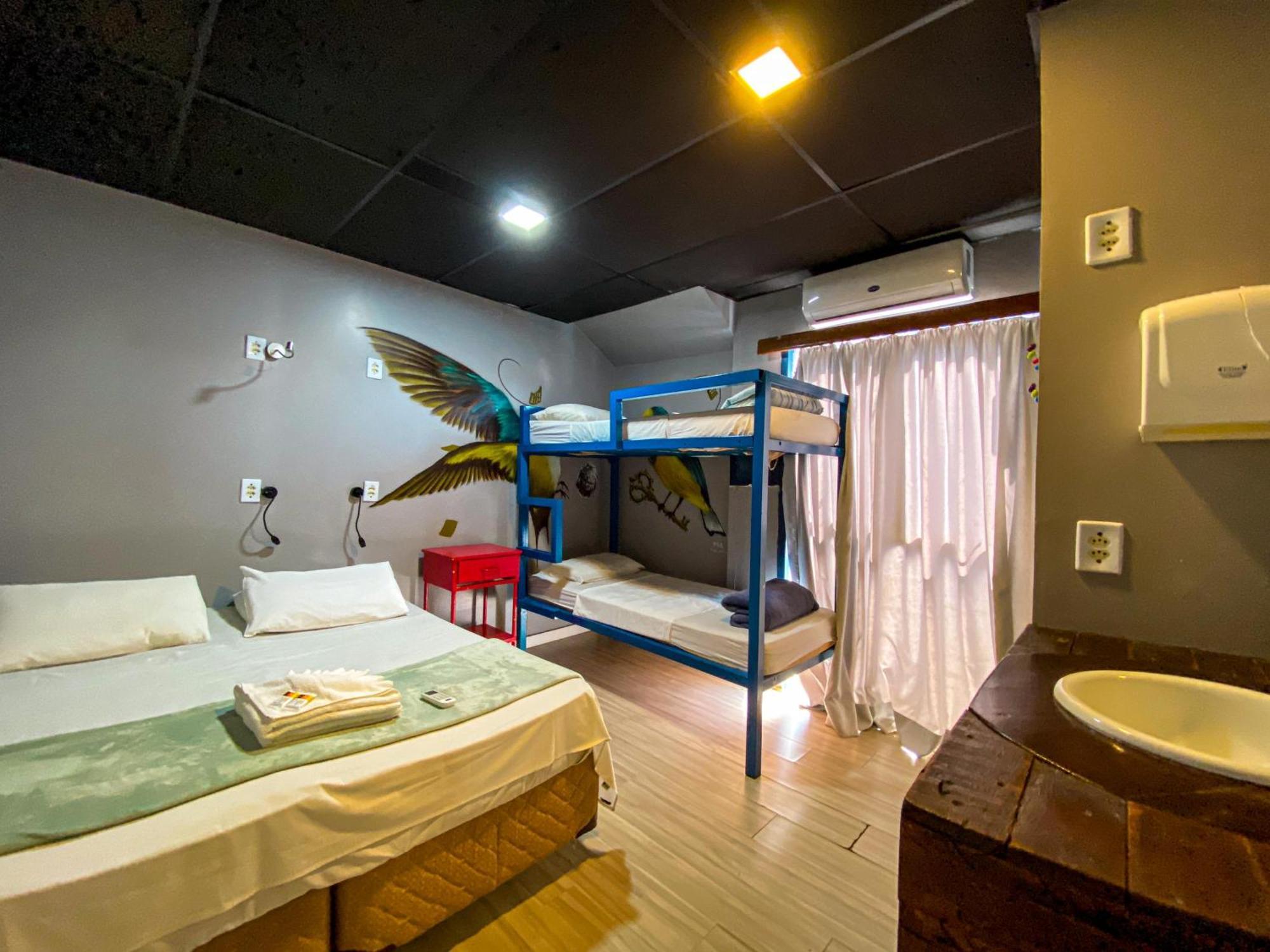 Tetris Hostel Foz do Iguacu Exterior photo